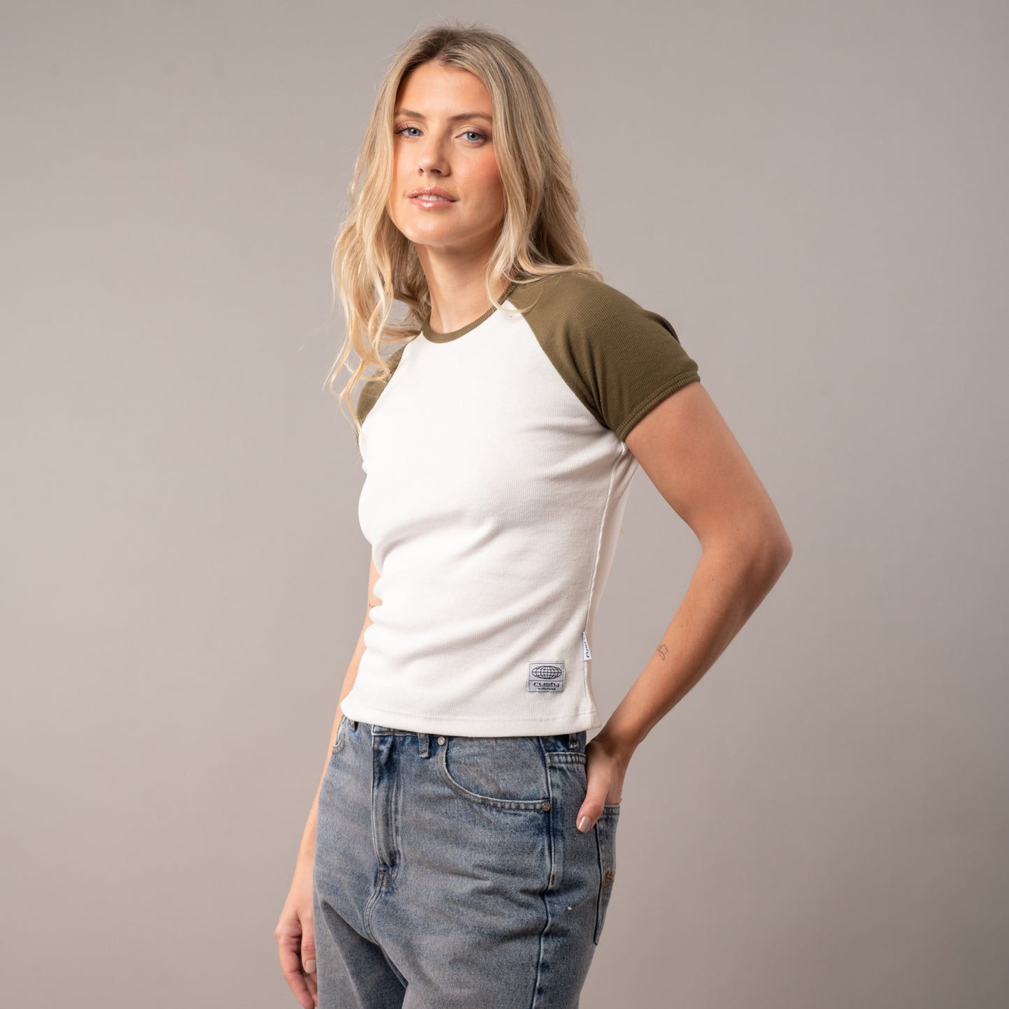 Remera Rusty R2K Raglan Skimmer Ld White