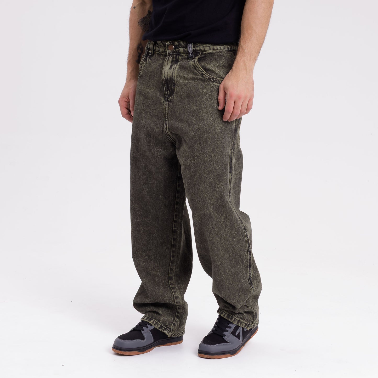 Jean Rusty R Dot Overdyed Green