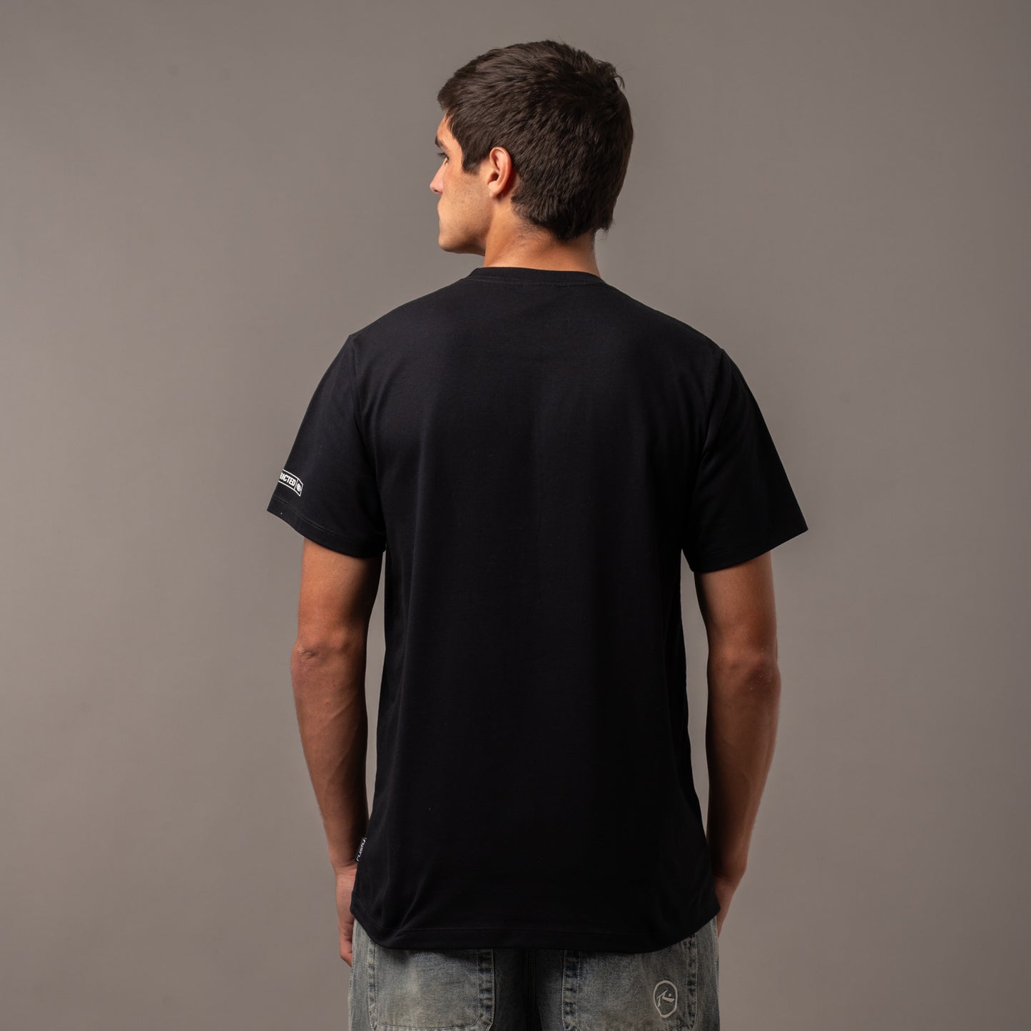 Remera Rusty Restricted Superbig Black