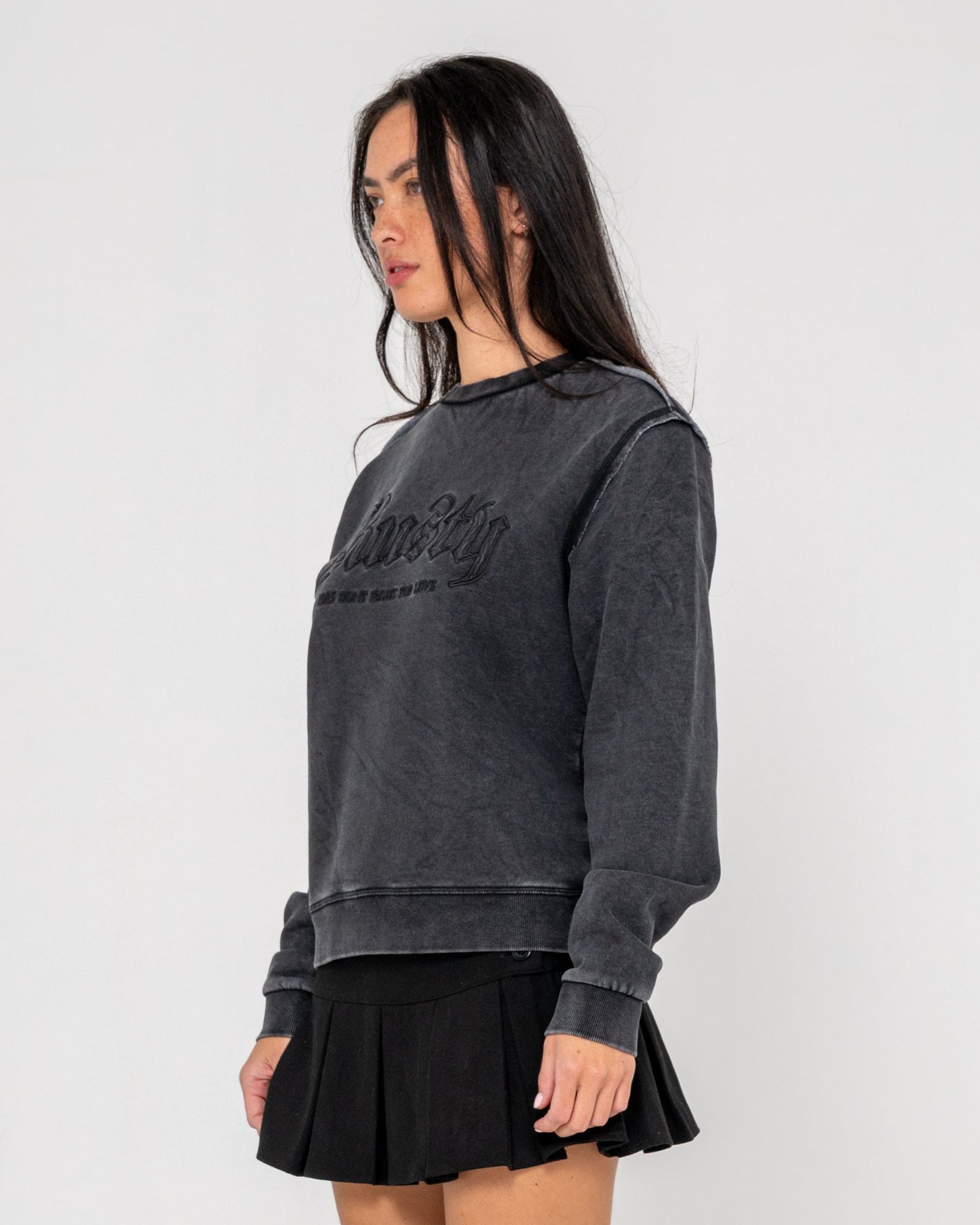 Buzo Rusty Roxanne Oversized Crew Neck Fleece Washed Black
