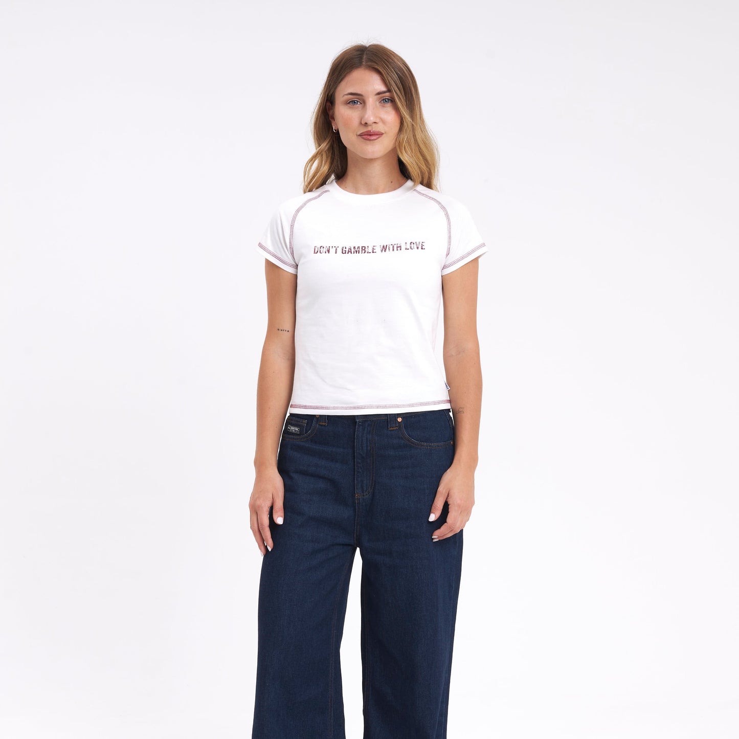 Remera Mc Rusty Rusty Gamble Cap Sleeve Baby Tee Ld Off White