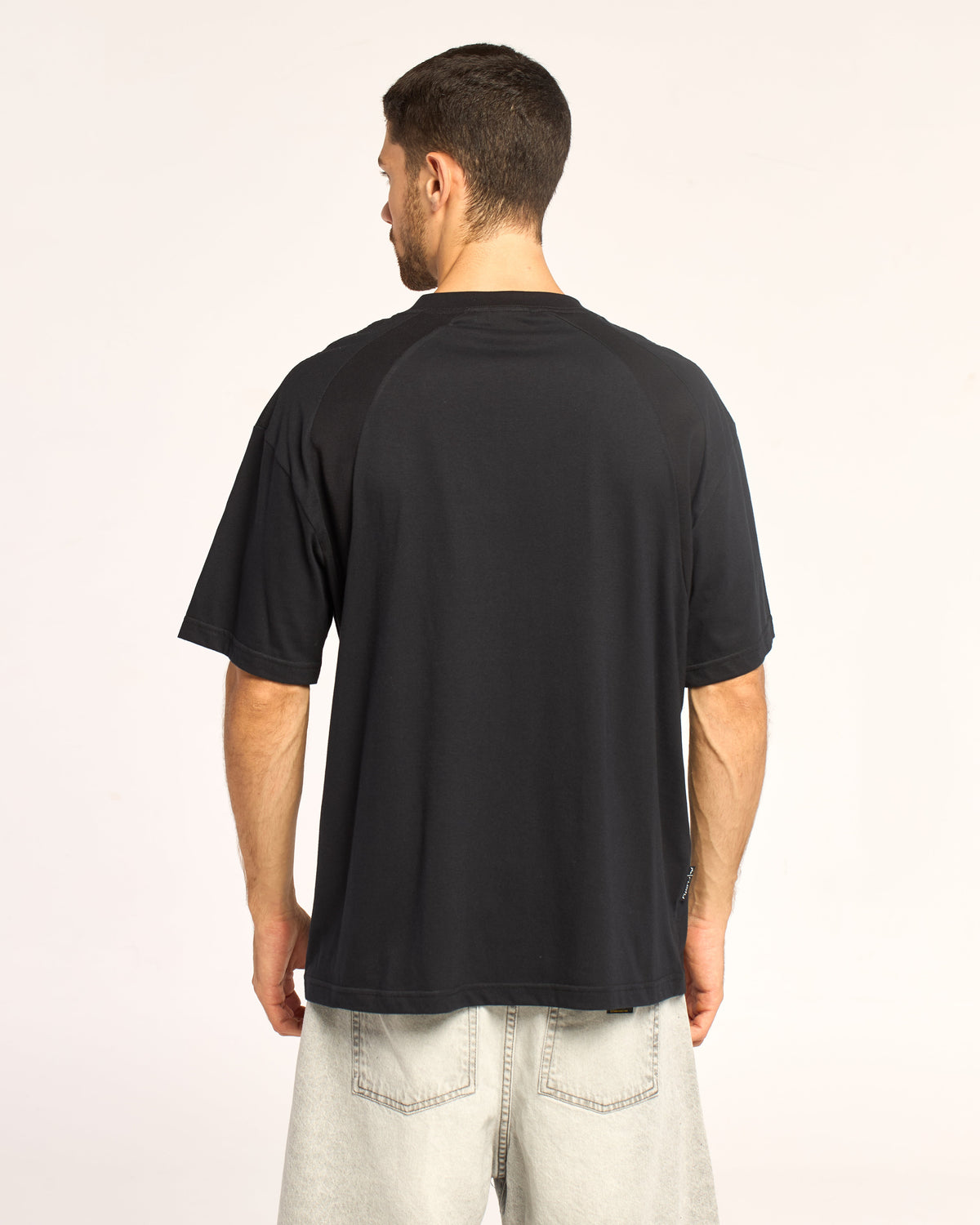 Remera Mc Rusty Avalanche Tee Ov Black