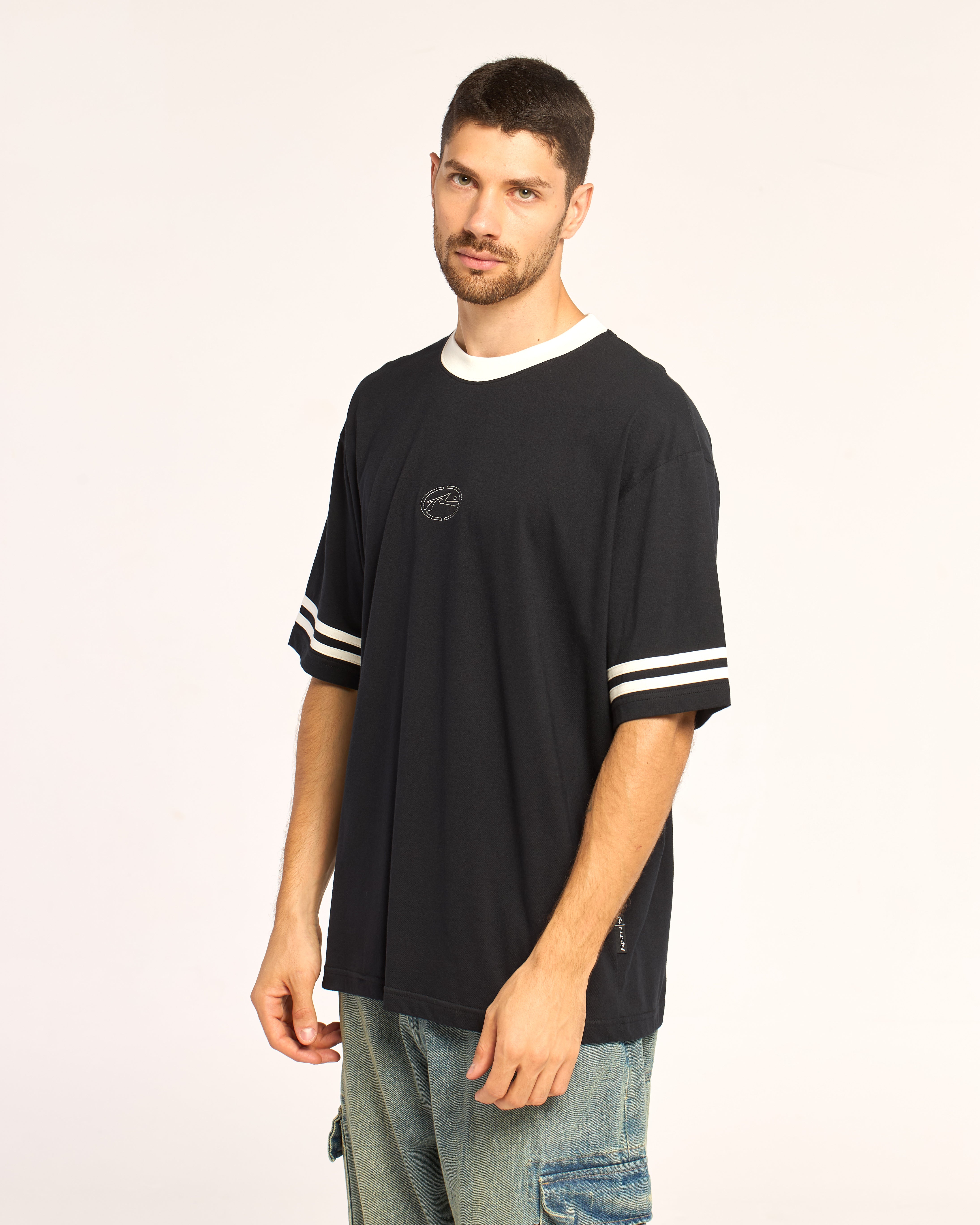 Remera Mc Rusty Domex Tee Ov Black