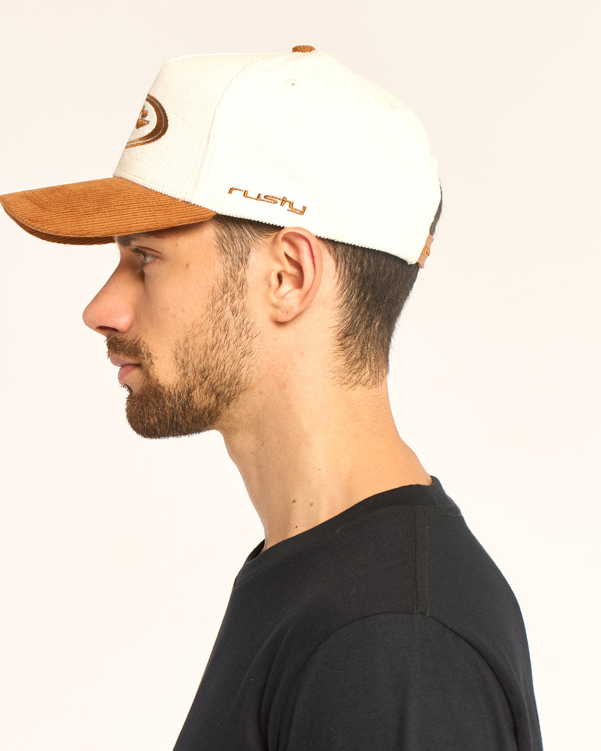Gorra Rusty Orbit Cord 6 Panel Cap Tobacco
