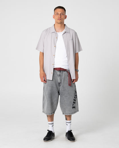 Short Rusty Tweaking Baggy Jort London Summer
