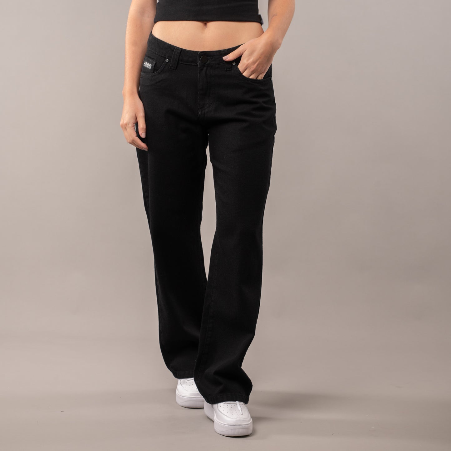 Jean Rusty Suzy Straight Low Rise Jean Ld Black