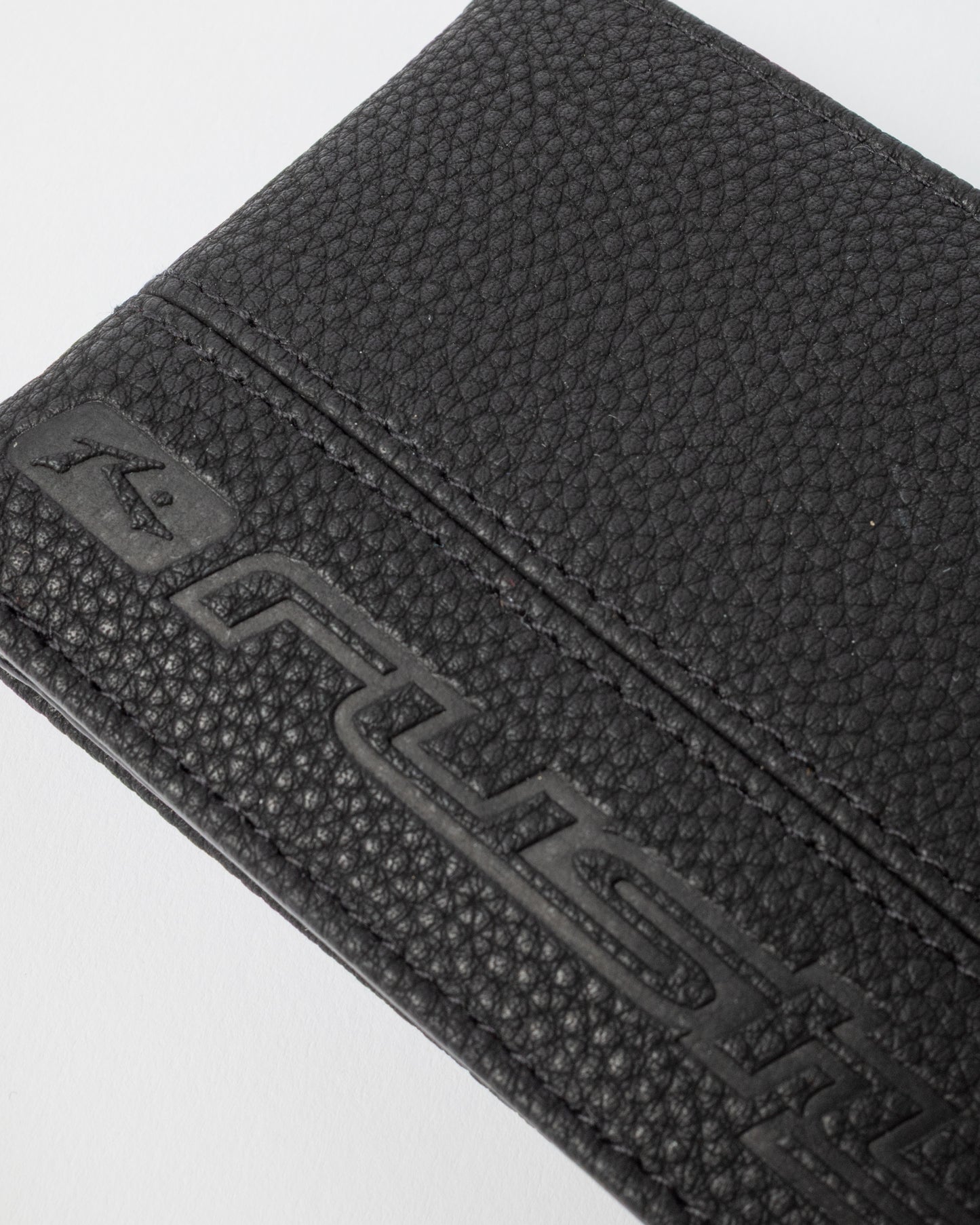 Billetera Rusty Trigger Wallet Black