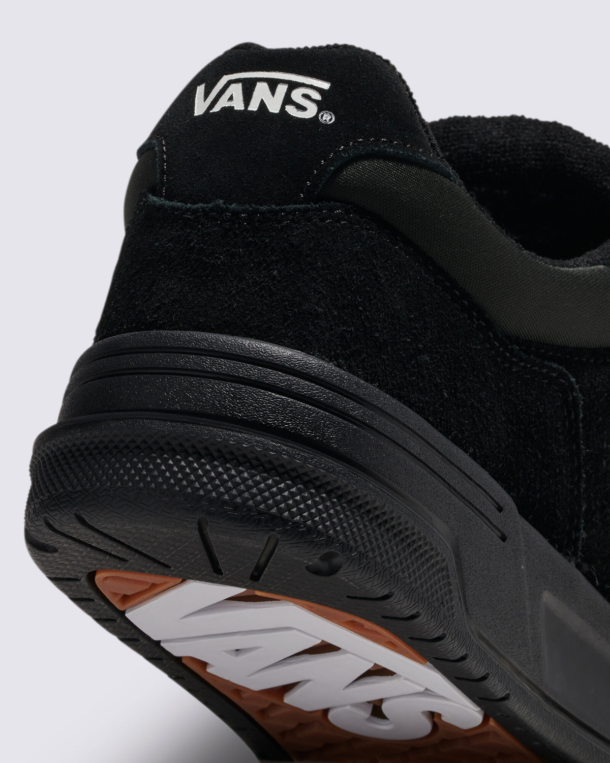 Zapatillas Vans Upland Black/Black/White