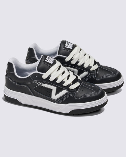 Zapatillas Vans Upland Black/White