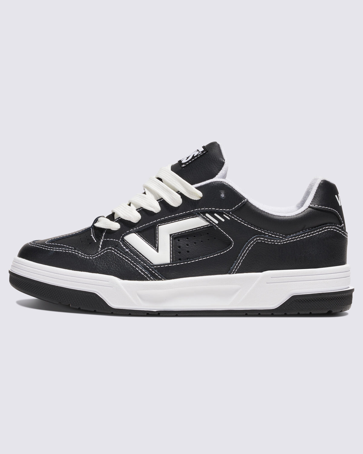 Zapatillas Vans Upland Black/White