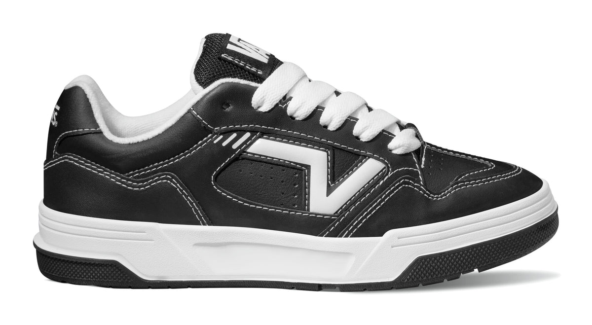 Zapatillas Vans Upland Black/White