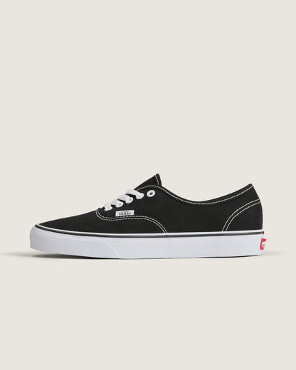 Zapatillas Vans UA Authentic Black/White