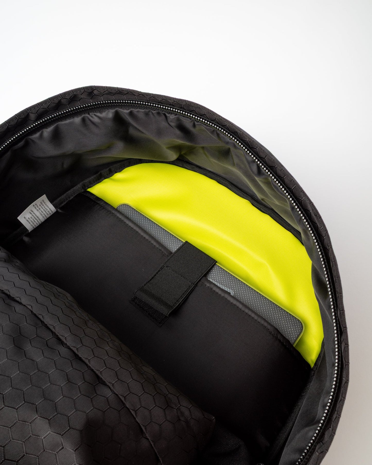 Mochila Rusty Voltage Backpack Black/Sulphur