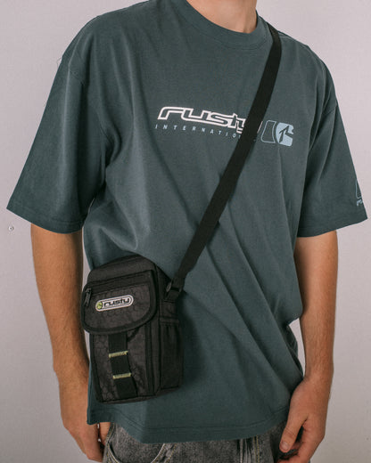 Bolso Rusty Voltage Crossbody Bag Black/Sulphur