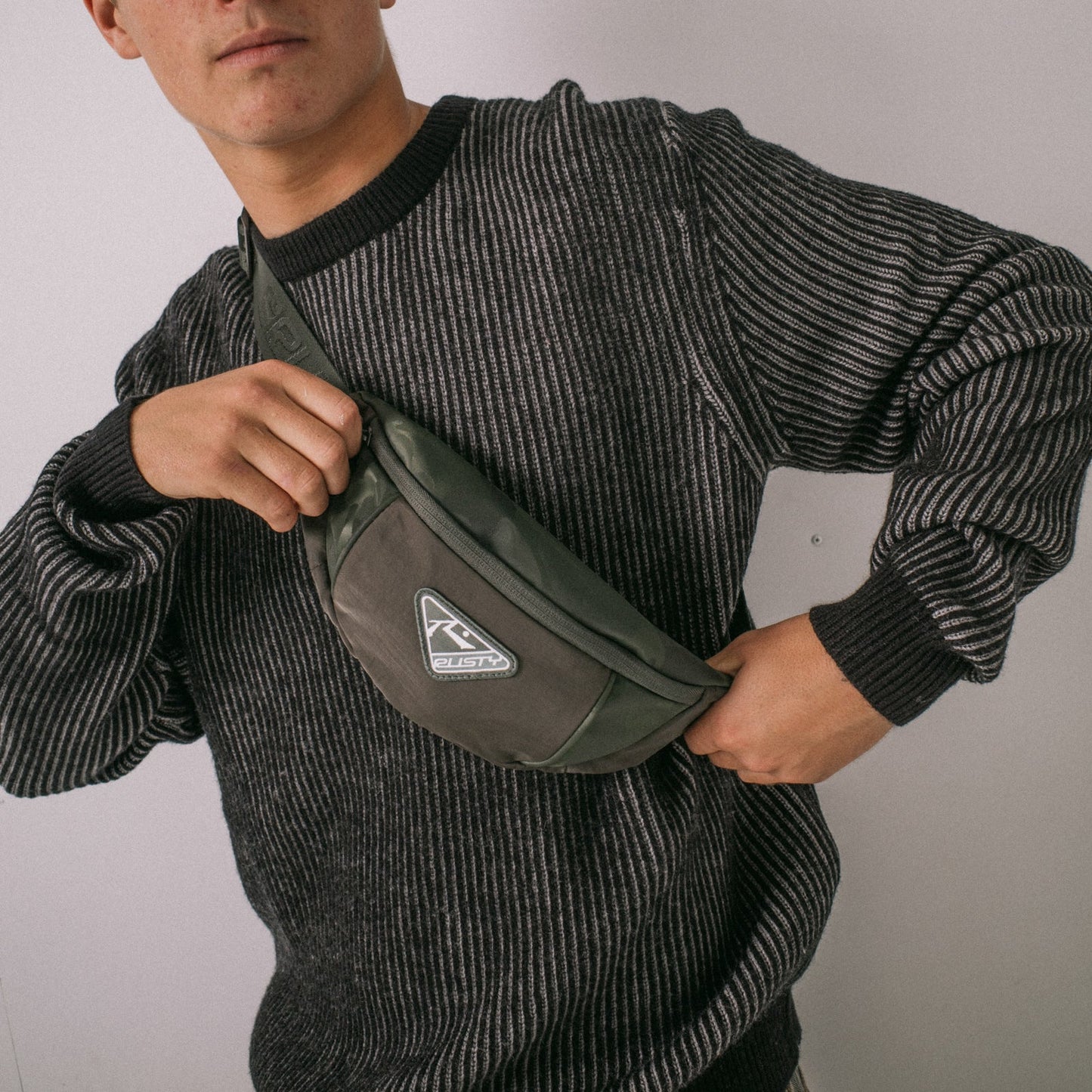 Bolso Rusty Trisector Crossbody Bag Shadow Army