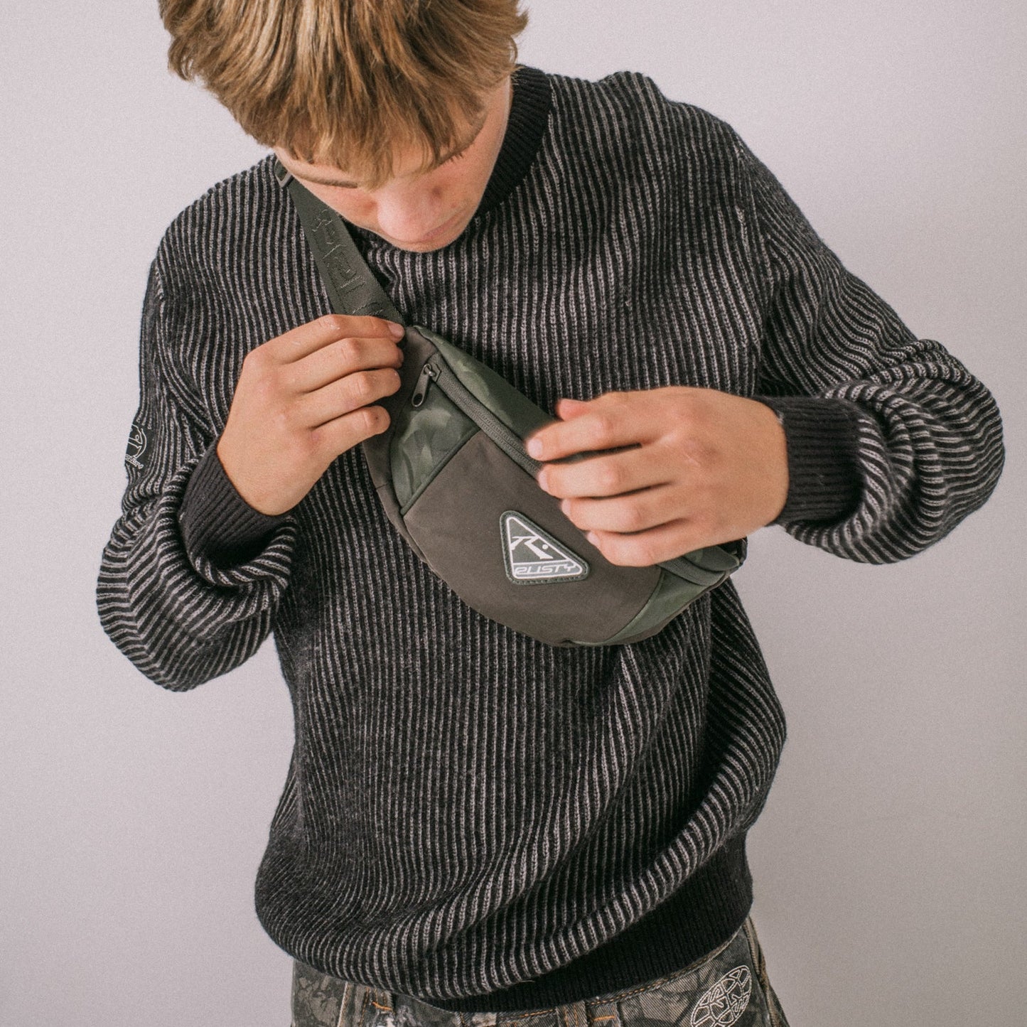 Bolso Rusty Trisector Crossbody Bag Shadow Army