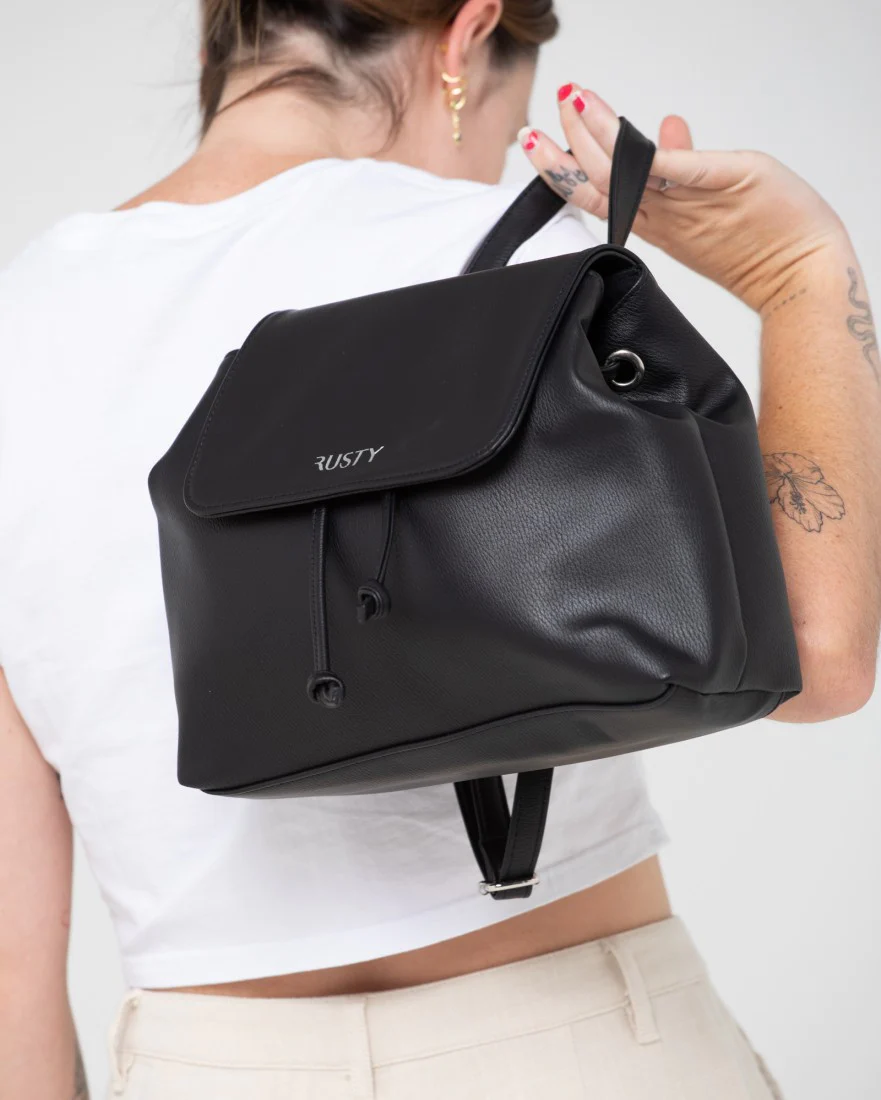 cartera_rusty_essence_bucket_bag_black#BK#BLACK