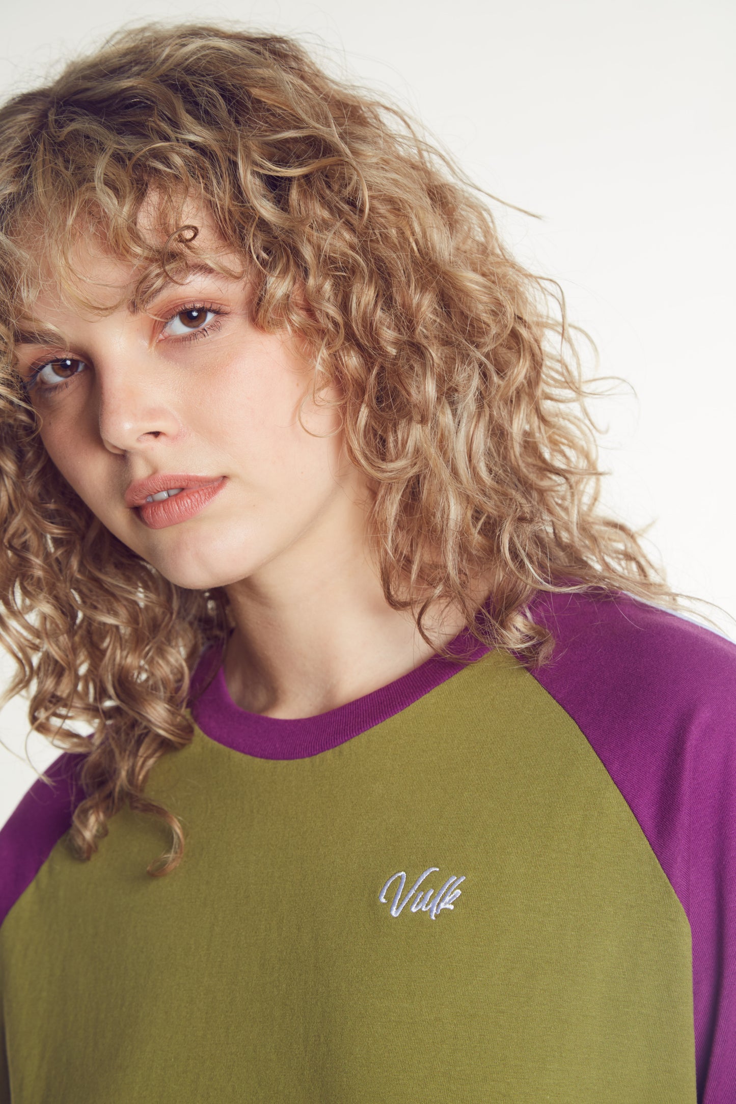 remera_mc_vulk_simon_tee_green#BR#GREEN
