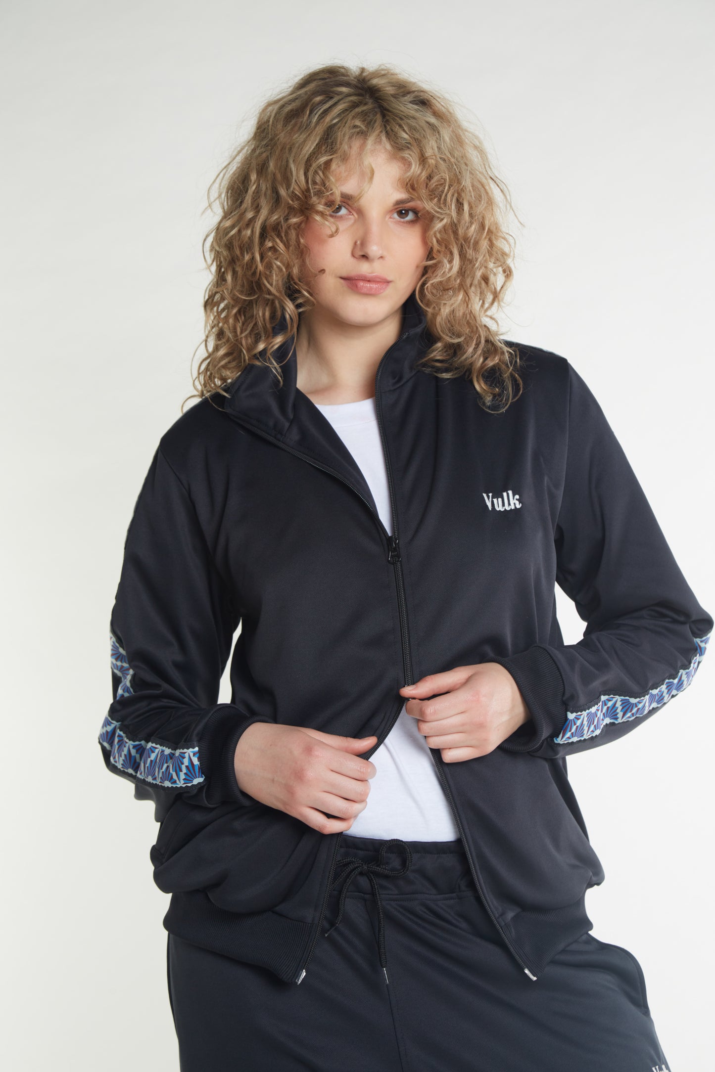 campera_canguro_vulk_zack_ziphood_black#BK#BLACK