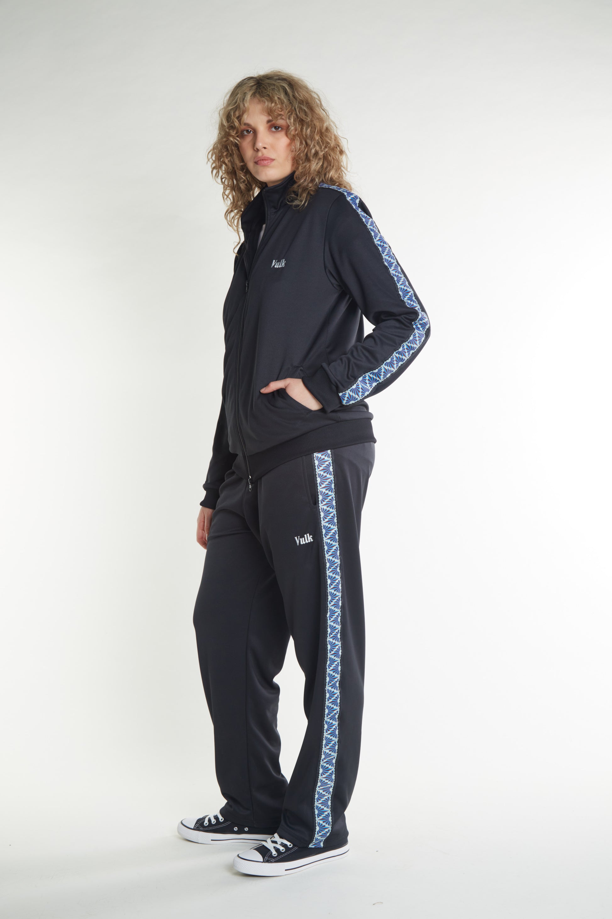 campera_canguro_vulk_zack_ziphood_black#BK#BLACK