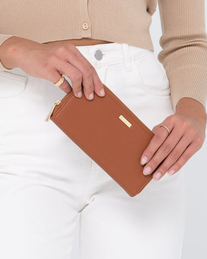 billetera_rusty_essence_zip_around_wallet_w23#CX#TAN